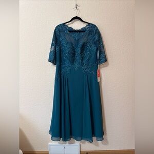 NWT JJ's House Lace Chiffon Mother of the Bride Dress Color Peacock Plus Sz 18w